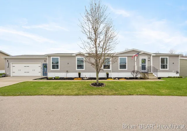 Homes for sale in Allendale, MI | 11700 Danton Dr, Allendale, MI 49401 | MLS# 70525288