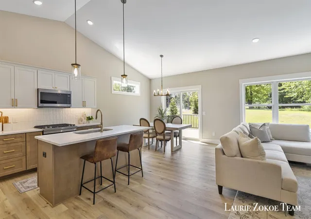 Homes for sale in Grand Rapids, MI | 4345 Tallman Woods Dr #10, Grand Rapids, MI 49534 | MLS# 70490647