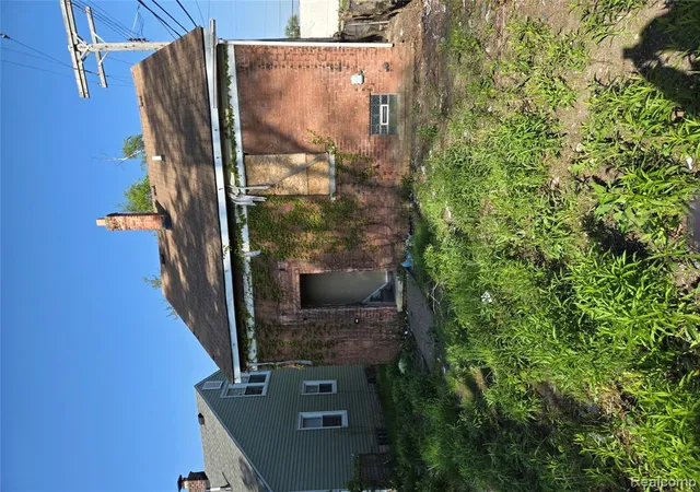 2nd image of 18988 Goulburn St, Detroit, MI 48205 | MLS# 60991984