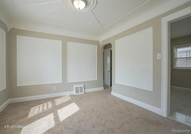 Photo 4 of Multi family home for sale at 15005 Steel St, Detroit, MI 48227 | MLS# 60961984 | Listing updated on 2026-04-28