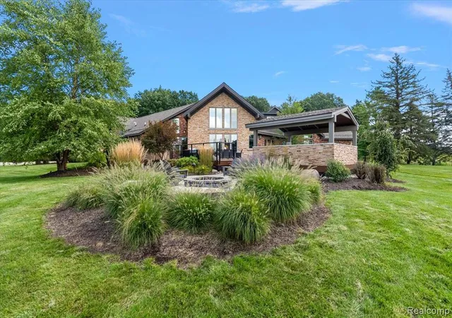 Photo 5 of Single family home for sale at 3233 Winegar Rd, Perry, MI 48872 | MLS# 61026216 | Listing updated on 2026-09-01