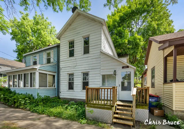 Homes for sale in Grand Rapids, MI | 64 Quimby St, Grand Rapids, MI 49505 | MLS# 70532538