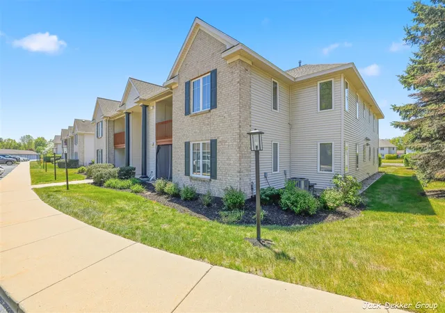 Homes for sale in Holland, MI | 3153 E Crystal Waters Dr #2, Holland, MI 49424 | MLS# 70532848