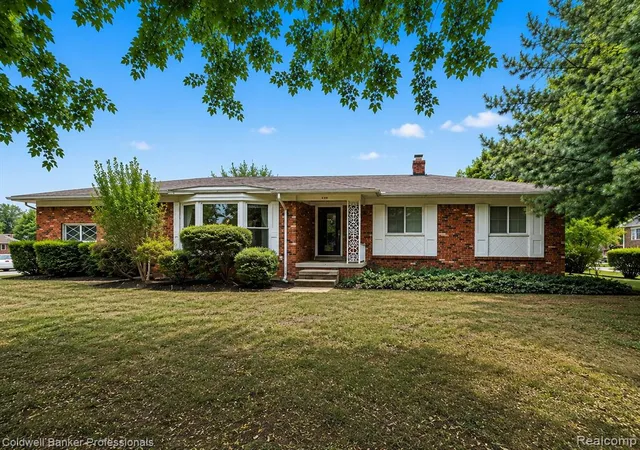 1st image of 53238 Saturn Dr, Shelby Township, MI 48316 | MLS# 60999742
