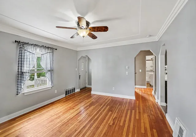 Photo 3 of Single family home for sale at 2507 7th Street, Bay City, MI 48708 | MLS# 50218100 | Listing updated on 2026-08-11