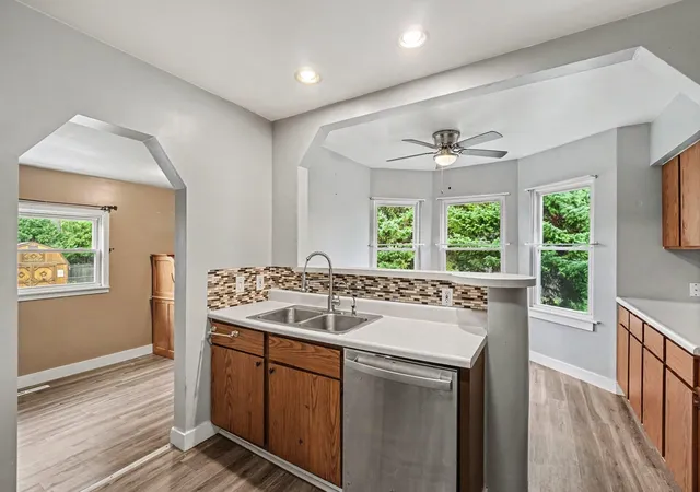 Photo 3 of Single family home for sale at 2507 7th Street, Bay City, MI 48708 | MLS# 50218100 | Listing updated on 2026-08-11