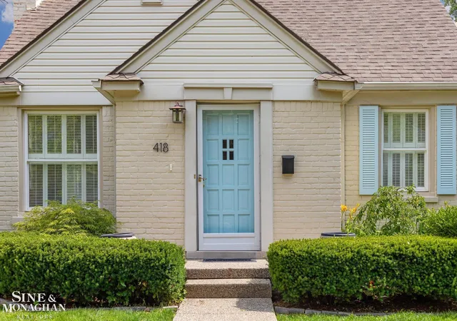 Homes for sale in Grosse Pointe Farms, MI | 418 Hillcrest Ave, Grosse Pointe Farms, MI 48236 | MLS# 50214711