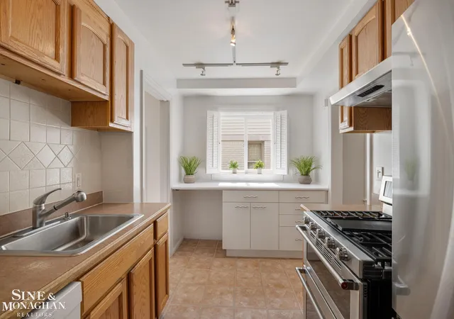 Homes for sale in Grosse Pointe Farms, MI | 418 Hillcrest Ave, Grosse Pointe Farms, MI 48236 | MLS# 50214711