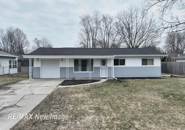 Homes for sale in Saginaw, MI | 2670 Valley Dr, Saginaw, MI 48603 | MLS# 50202308