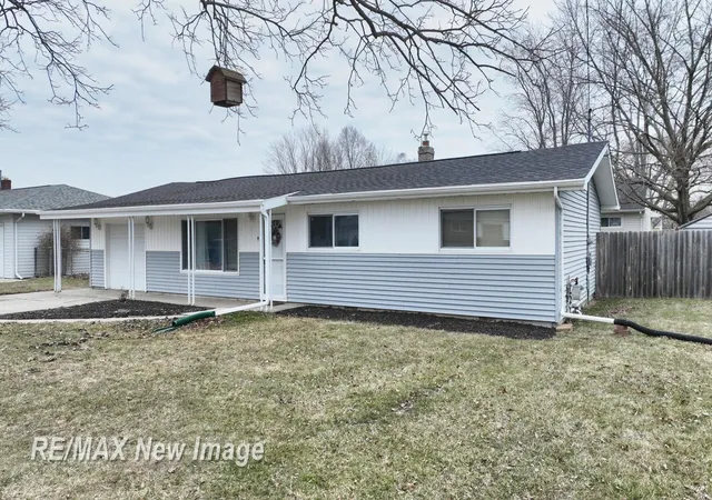 Homes for sale in Saginaw, MI | 2670 Valley Dr, Saginaw, MI 48603 | MLS# 50202308