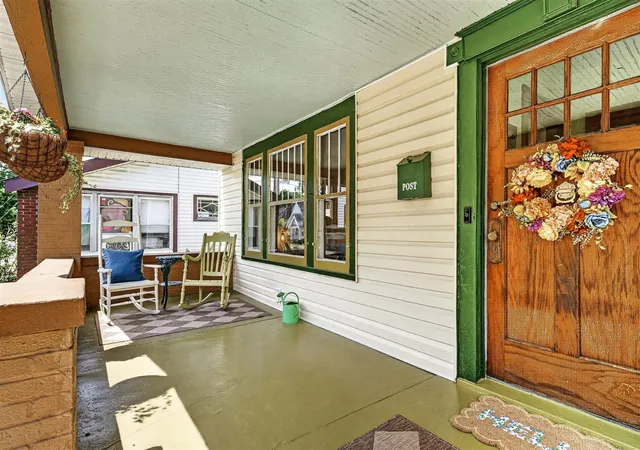 Homes for sale in Grand Rapids, MI | 505 Storrs St, Grand Rapids, MI 49507 | MLS# 70534337