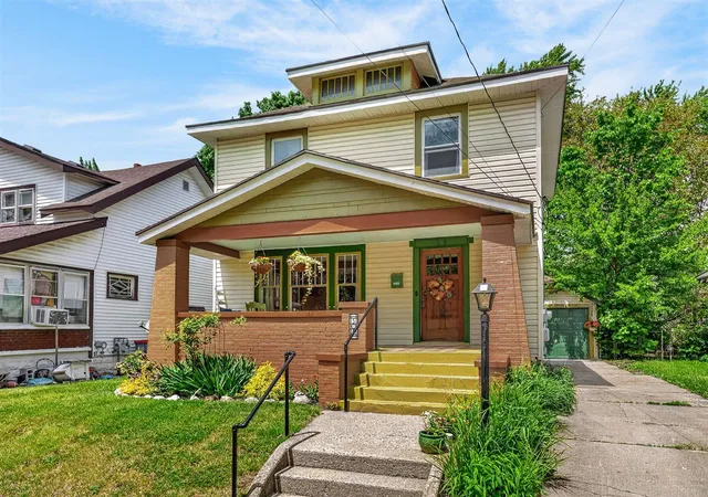 Homes for sale in Grand Rapids, MI | 505 Storrs St, Grand Rapids, MI 49507 | MLS# 70534337