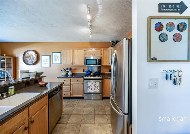 5th image of 3781 Old Elm Dr #35, Grand Rapids, MI 49512 | MLS# 70502418