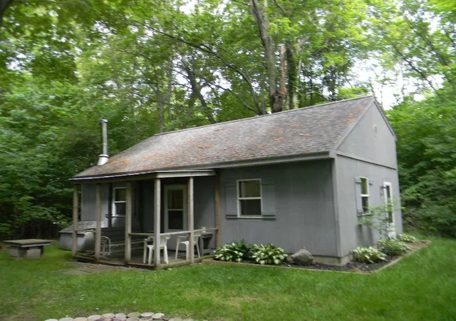 3rd image of 5525 N Comstock Ave, Hesperia, MI 49421 | MLS# 70513729