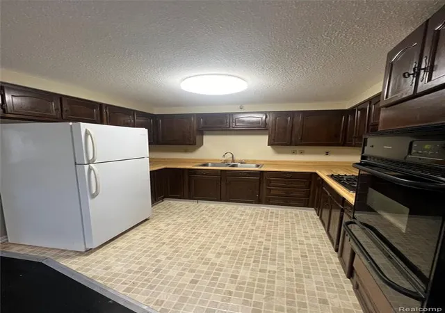 2nd image of 2517 Mackinaw St, Saginaw, MI 48602 | MLS# 60922565