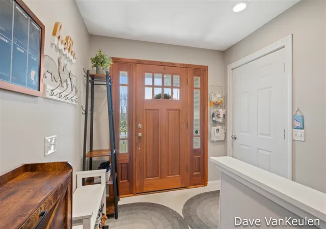 4th image of 879 Flat River Ct, Lowell, MI 49331 | MLS# 70536683