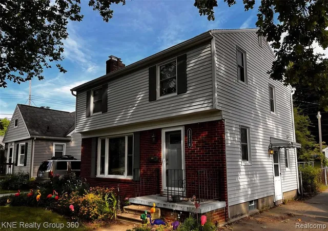 1st image of 1714 Cooper Ave, Lansing, MI 48910 | MLS# 61010066