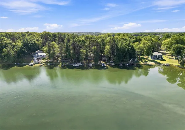 Photo 3 of Single family home for sale at 5805 Harding Rd, Barryton, MI 49305 | MLS# 70555185 | Listing updated on 2026-09-08
