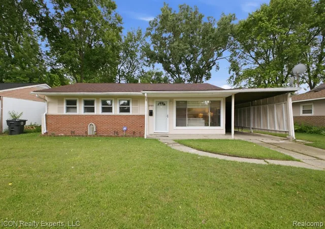 Homes for sale in Oak Park, MI | 22020 Jerome St, Oak Park, MI 48237 | MLS# 61003640