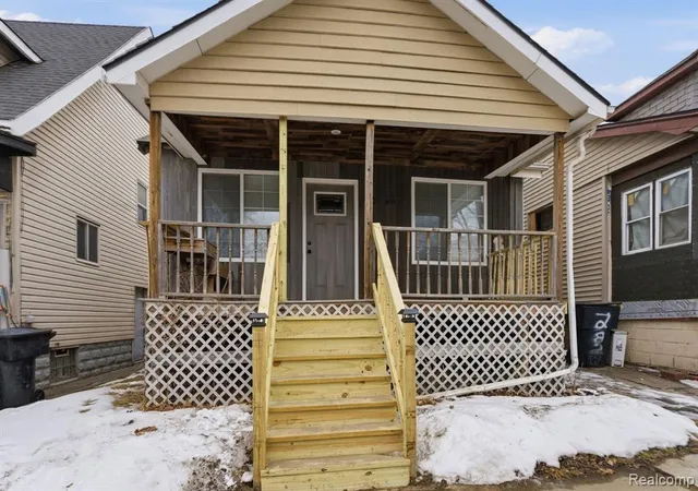 2nd image of 2688 Pearl St, Detroit, MI 48209 | MLS# 60969749