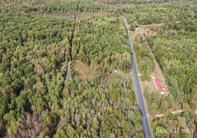 Homes for sale in Howard City, MI | 10801 Federal Rd, Howard City, MI 49329 | MLS# 70498406