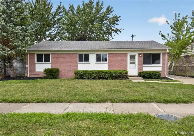 Photo 1 of Single family home for sale at 26990 Leroy St, Taylor, MI 48180 4815 | MLS# 61023290 | Listing updated on 2026-09-13