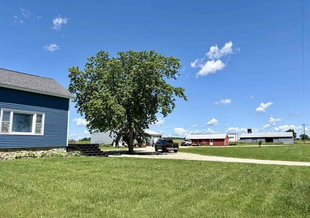 5th image of 4275 N Vandecar Rd, Weidman, MI 48893 | MLS# 80069775