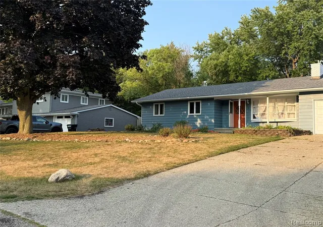 2nd image of 161 Edith St, Oxford, MI 48371 | MLS# 61019144