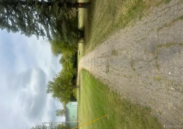 Photo 3 of Sale Pending at 39 Acres W Ct St, Flint, MI 48532 | MLS# 60937533 | Listing updated on 2026-09-09