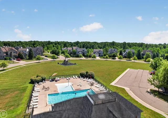 Homes for sale in Grand Blanc, MI | 2333 Willow Ln, Grand Blanc, MI 48439 | MLS# 50214079