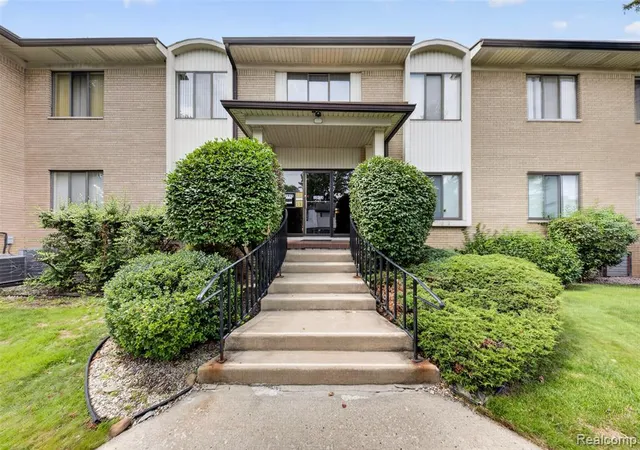Photo 1 of Condo for sale at 31915 W 14 Mile Rd, Farmington Hills, MI 48334 | MLS# 61020868 | Listing updated on 2026-08-19