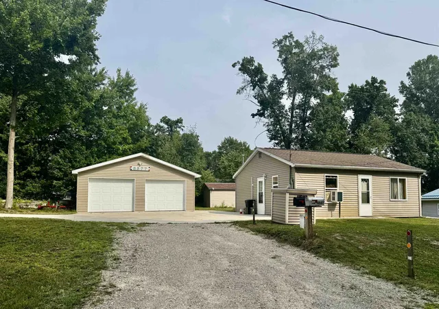 1st image of 8877 Canal St, Farwell, MI 48622 | MLS# 50219282