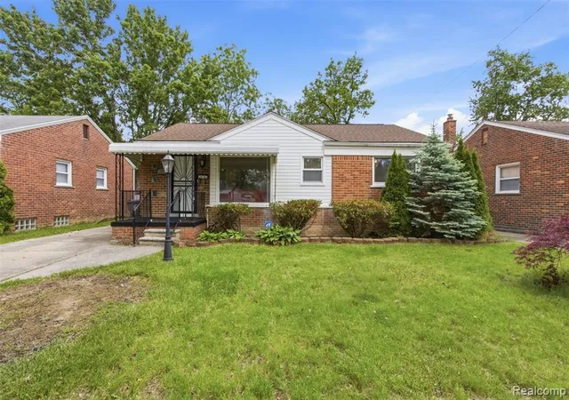 Homes for sale in Inkster, MI | 397 Longfellow St, Inkster, MI 48141 | MLS# 60996899