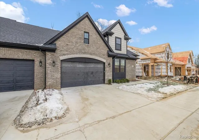 4th image of 2044 Breckenridge Ct, Rochester, MI 48309 | MLS# 60960412
