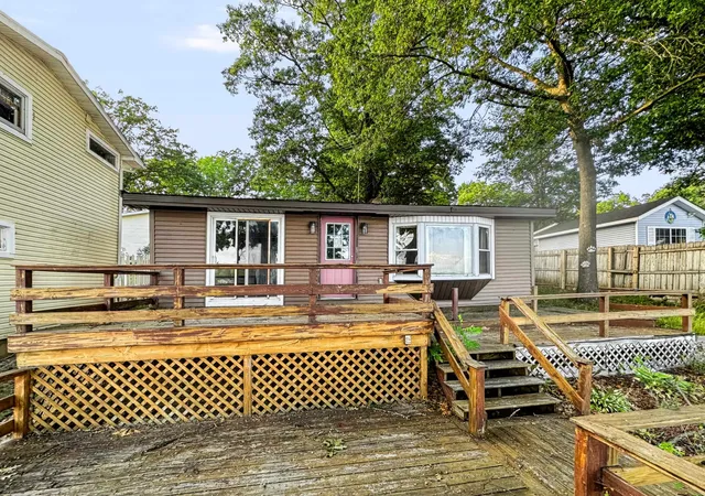 2nd image of 1361 N Crooked Lake Dr, Lake, MI 48632 | MLS# 80072450