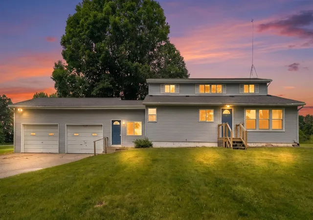 Homes for sale in Cedar Springs, MI | 10637 Moran St, Cedar Springs, MI 49319 | MLS# 70541558