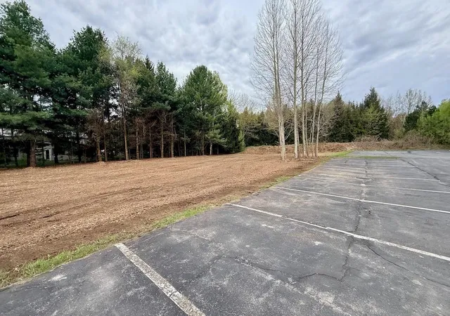 4th image of 00 S Us-31, Williamsburg, MI 49690 | MLS# 80068285