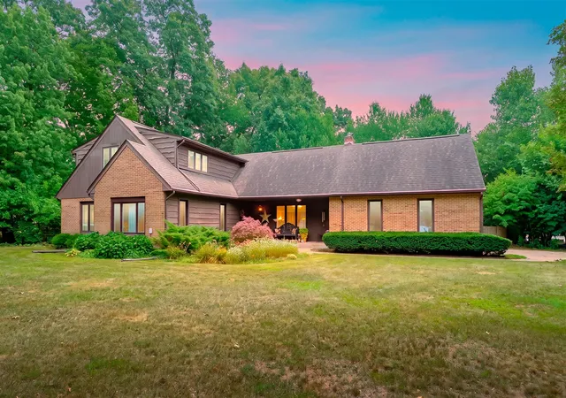 Photo 1 of Sale Pending at 2329 Hickory Point Dr, Portage, MI 49024 | MLS# 70550872 | Listing updated on 2026-08-21