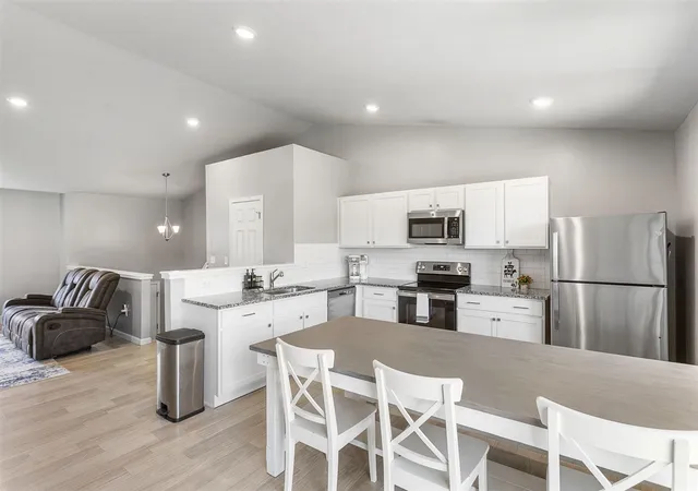 3rd image of 129 Wheeling St, Bangor, MI 49013 | MLS# 70543226
