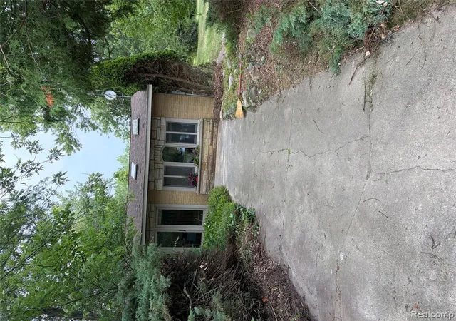 1st image of 709 E Michigan Ave, Au Gres, MI 48703 | MLS# 61010646