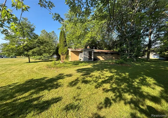 4th image of 709 E Michigan Ave, Au Gres, MI 48703 | MLS# 61010646