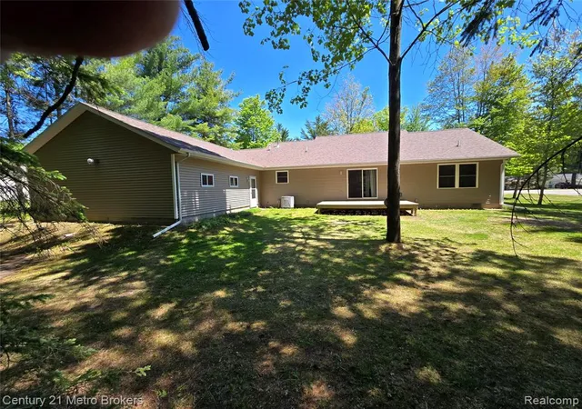 Homes for sale in Prudenville, MI | 101 Swift Deer Trl, Prudenville, MI 48651 | MLS# 60998191