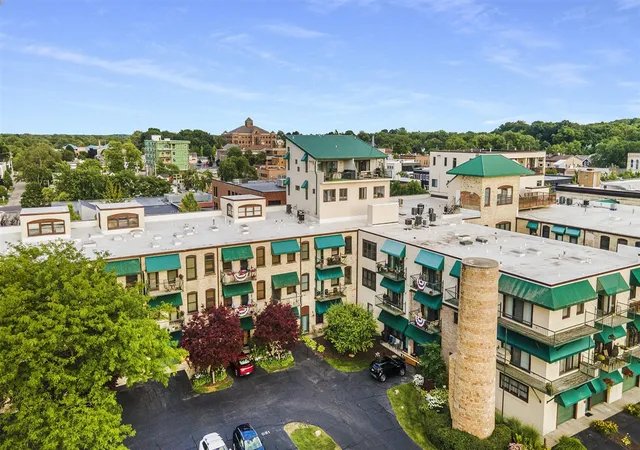 Photo 3 of Condo for sale at 110 N Harbor #310, Grand Haven, MI 49417 | MLS# 70515957 | Listing updated on 2026-06-11