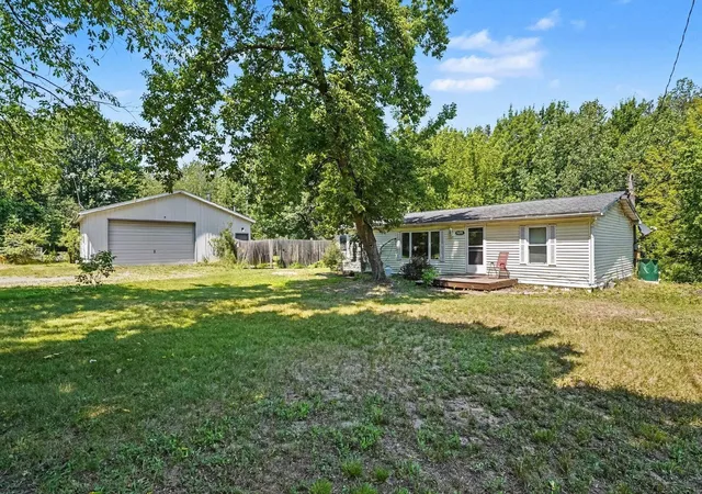 Homes for sale in Pinconning, MI | 3536 Bay Arenac Line Rd, Pinconning, MI 48650 | MLS# 50214201