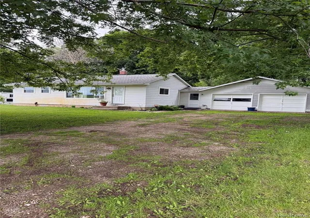 Homes for sale in Howell, MI | 5395 Oak Grove Rd, Howell, MI 48855 | MLS# 61006776