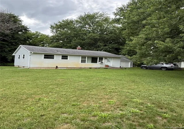 Homes for sale in Howell, MI | 5395 Oak Grove Rd, Howell, MI 48855 | MLS# 61006776