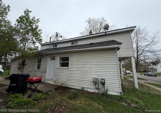 Homes for sale in Linden, MI | 310 N Bridge St, Linden, MI 48451 | MLS# 60985761