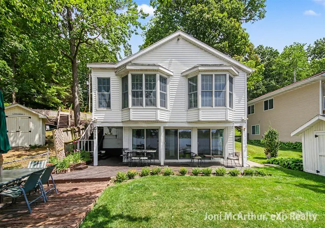Photo 3 of Single family home for sale at 11613 Orchard Park Dr, Sparta, MI 49345 | MLS# 70548124 | Listing updated on 2026-09-18