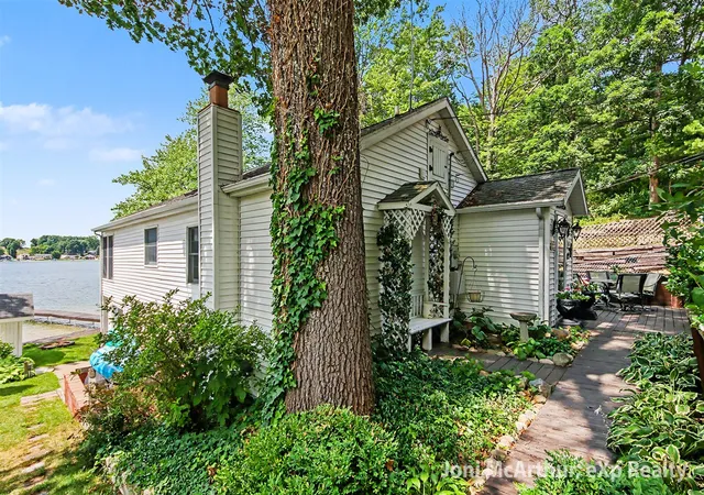 Photo 3 of Single family home for sale at 11613 Orchard Park Dr, Sparta, MI 49345 | MLS# 70548124 | Listing updated on 2026-09-18