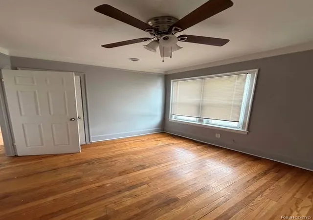 Listing Photo 4 - Condo for sale in building located at 15794 Ohio St, Detroit, MI 48238